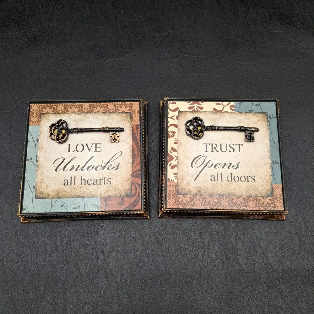 Set of 2 Vintage Style Skeleton Key Wall Art Plaques Love Trust Distressed Decor